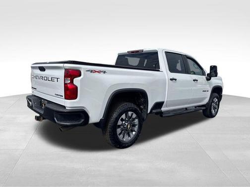 2022 Chevrolet Silverado 2500 Custom