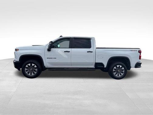2022 Chevrolet Silverado 2500 Custom