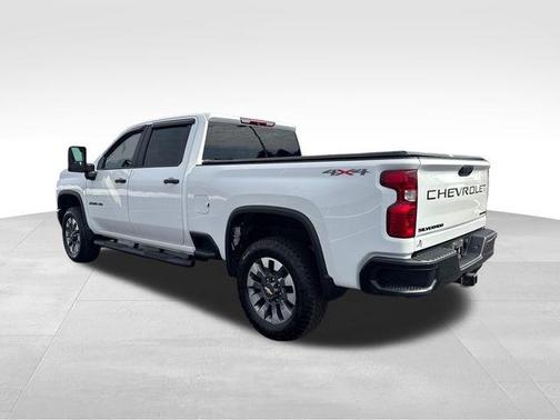 2022 Chevrolet Silverado 2500 Custom