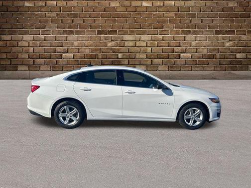 2022 Chevrolet Malibu 1LS