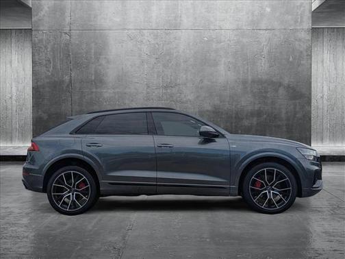 2021 Audi Q8 55 Premium Plus