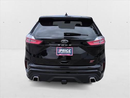 2022 Ford Edge ST