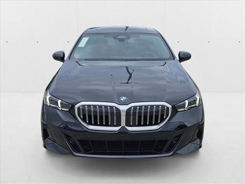 2026 BMW 530 i