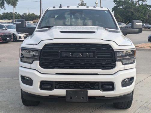 2024 RAM 2500 Limited Crew Cab 4x4 6'4' Box