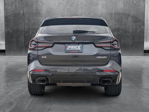 2022 BMW X3 M40i