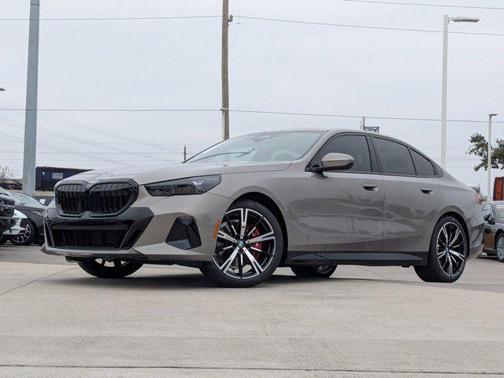 2025 BMW 530 i