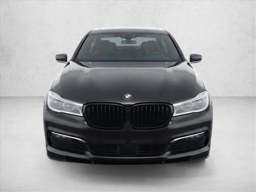 Black Sapphire Metallic 2018 BMW 750 i xDrive
