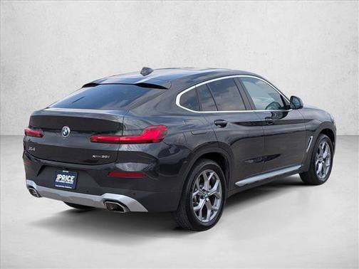 2025 BMW X4 xDrive30i
