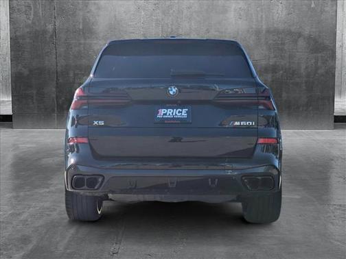 2025 BMW X5 M60i