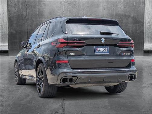 2025 BMW X5 M60i