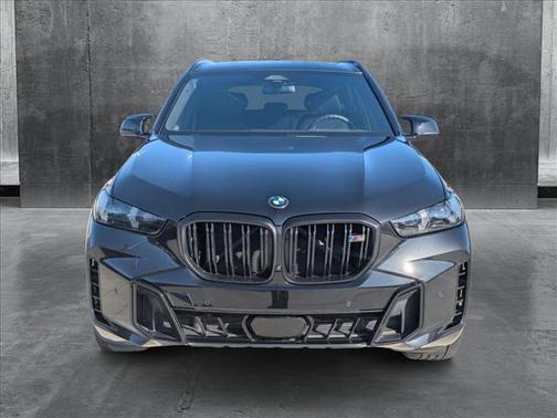 2025 BMW X5 M60i