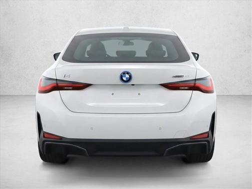 Mineral White Metallic 2023 BMW i4 Gran Coupe eDrive40