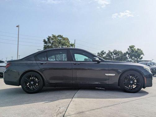 2015 BMW 740 740i