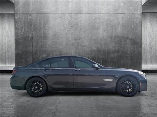2015 BMW 740 740i