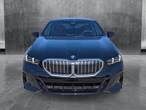 2024 BMW 530 i