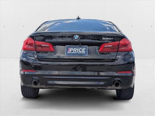 2019 BMW 530 530i