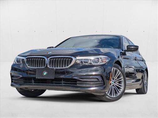 2019 BMW 530 530i
