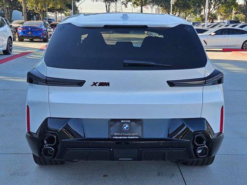 2026 BMW XM Label