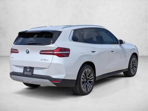 Mineral White Metallic 2026 BMW X3 30 xDrive