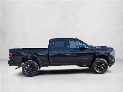 2022 RAM 2500 Laramie Crew Cab 4x4 6'4' Box