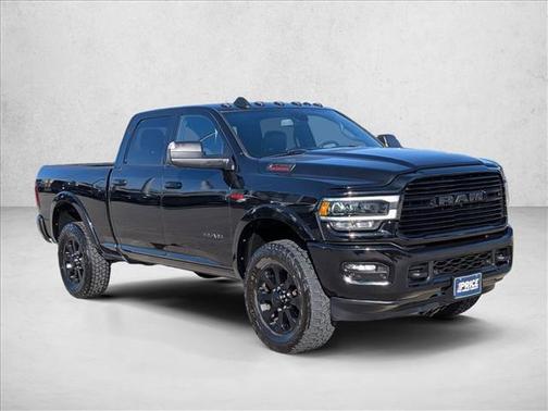 2022 RAM 2500 Laramie Crew Cab 4x4 6'4' Box