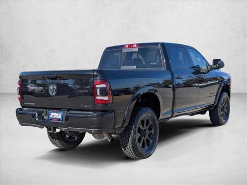 2022 RAM 2500 Laramie Crew Cab 4x4 6'4' Box