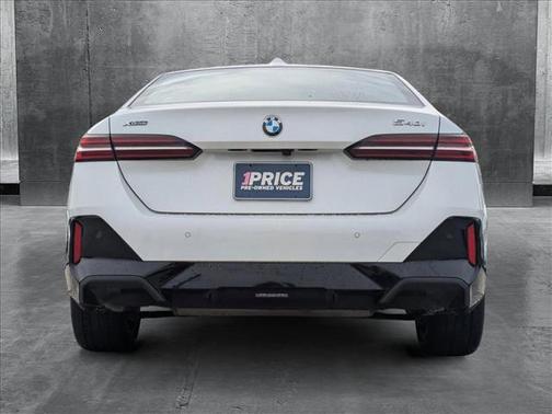 2025 BMW 540 i xDrive