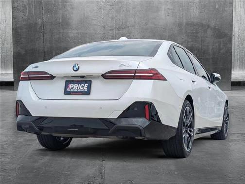 2025 BMW 540 i xDrive