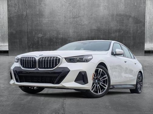2025 BMW 540 i xDrive