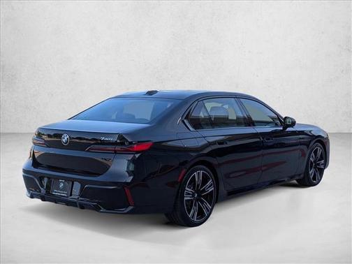 2026 BMW 740 i