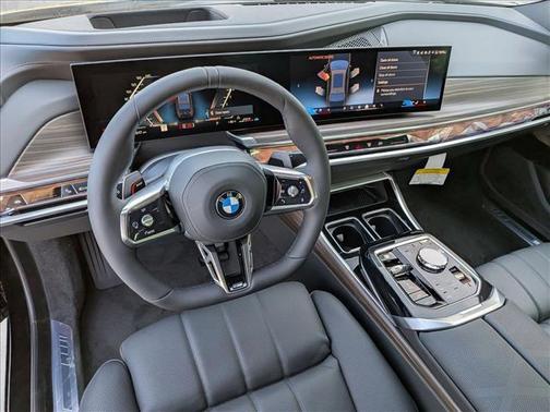 2026 BMW 740 i