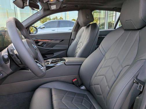 Black Sapphire Metallic 2027 BMW 530 i