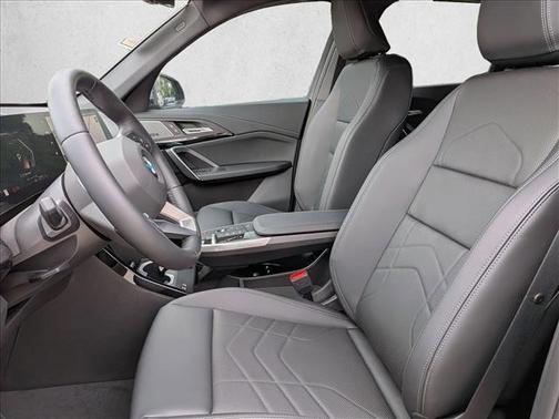 Space Silver Metallic 2026 BMW X1 xDrive28i