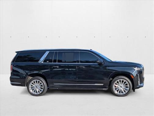 2022 Cadillac Escalade ESV Luxury