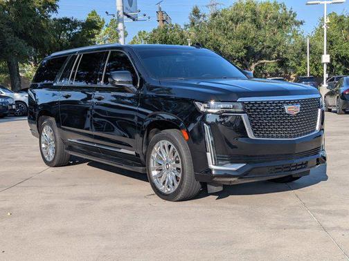 2022 Cadillac Escalade ESV Luxury