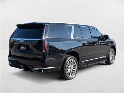 2022 Cadillac Escalade ESV Luxury
