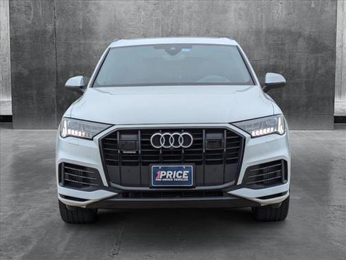 2023 Audi Q7 55 Prestige