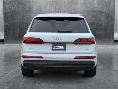2023 Audi Q7 55 Prestige