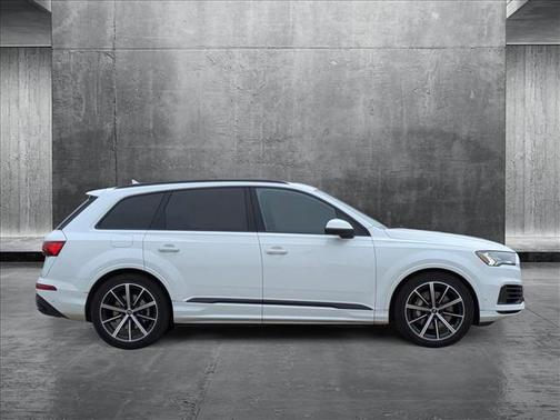 2023 Audi Q7 55 Prestige