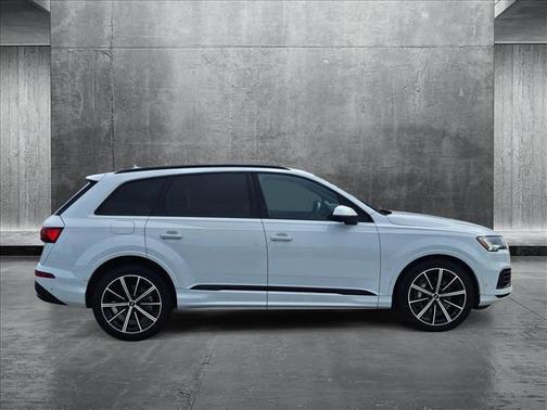 2023 Audi Q7 55 Prestige