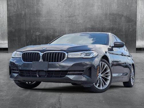 2022 BMW 530 i