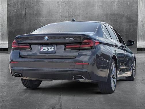 2022 BMW 530 i