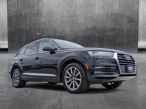 2017 Audi Q7 3.0T Premium