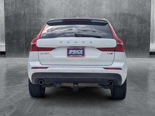2018 Volvo XC60 T5 Momentum