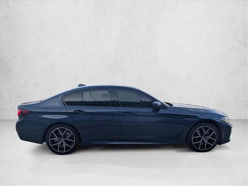 2023 BMW 540 i