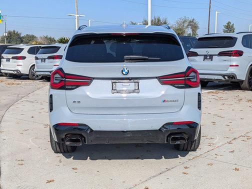 2023 BMW X3 M40i