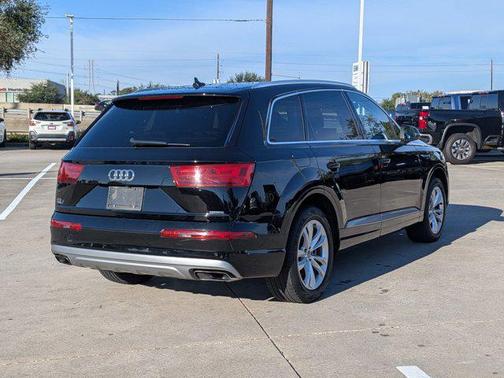 2019 Audi Q7 55 Premium Plus