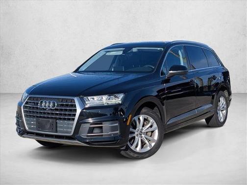 2019 Audi Q7 55 Premium Plus