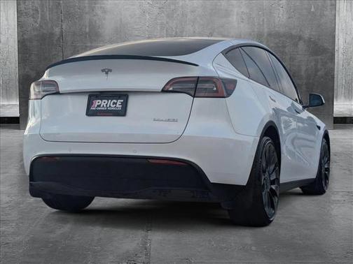 2022 Tesla Model Y Performance Dual Motor All-Wheel Drive