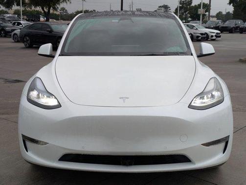 2022 Tesla Model Y Performance Dual Motor All-Wheel Drive